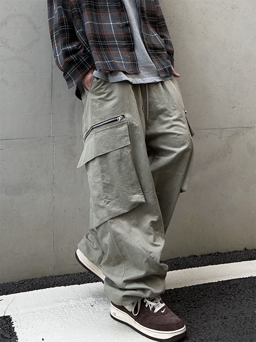 Diagonal Zipper Nylon Cargo Pants (3color)